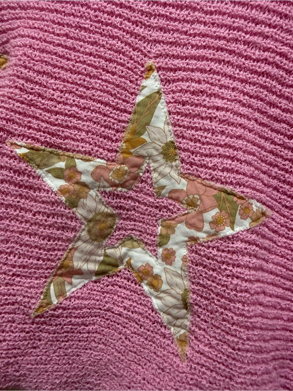POL Bubblegum Star Patch Cropped Knit top size S euc - Picture 5 of 7